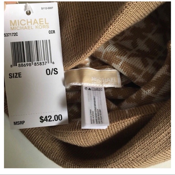Michael Kors MK Logo Camel Cream Beanie - Picture 6 of 7